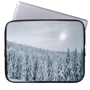 SCHNEE WÄHREND DES TAGES LAPTOPSCHUTZHÜLLE