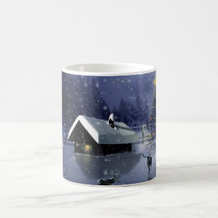 Schneeabend mit Haus im Schnee bedeckt Kaffeetasse