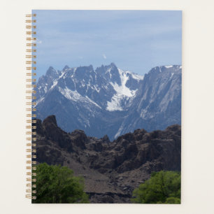 Schneebedeckte Berge von Lone Pine Planer