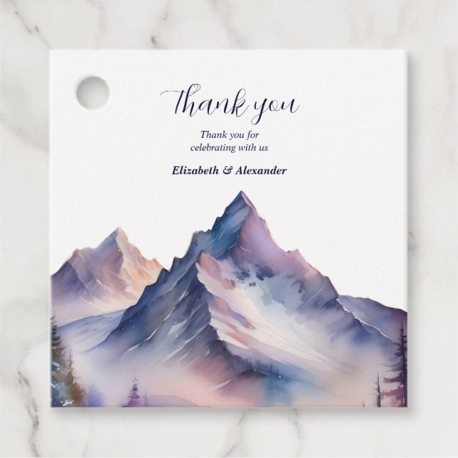 Schneebedeckte Berglandschaft Hochzeit Geschenkanhänger (Vorderseite)