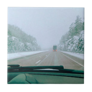Schneebedeckte schwedische Rundreise Fliese