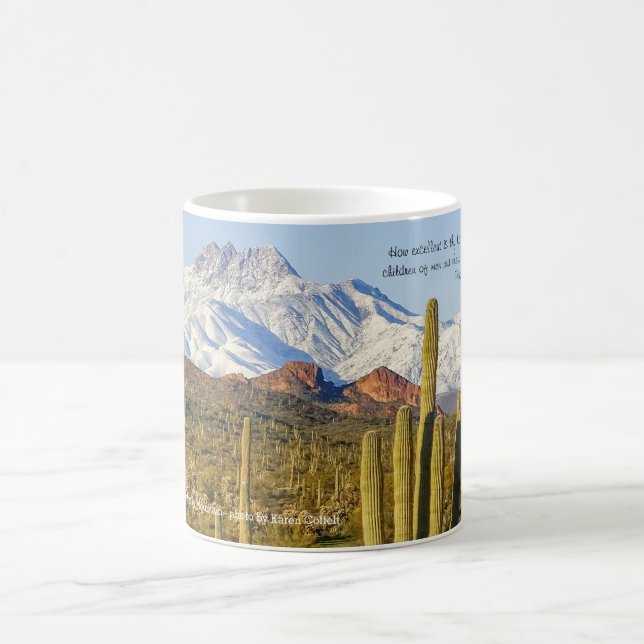 Schneebedeckte vier Gipfel Berg Saguaro Kaktus Kaffeetasse (Mittel)