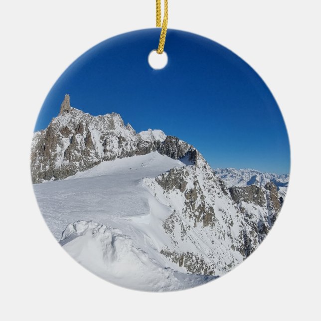 Schneebedeckte Weihnachtsbaumschmuck Keramik Ornament (Vorne)