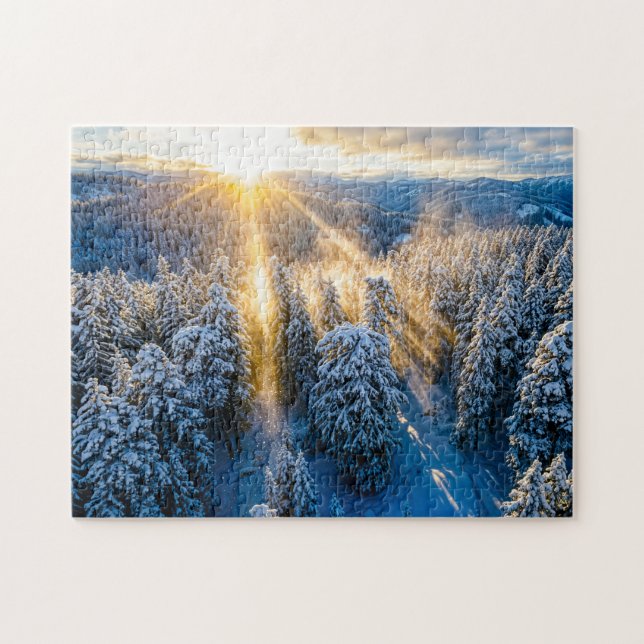 Schneebedeckter Fichtenwald aus der Luftansicht Puzzle (Horizontal)