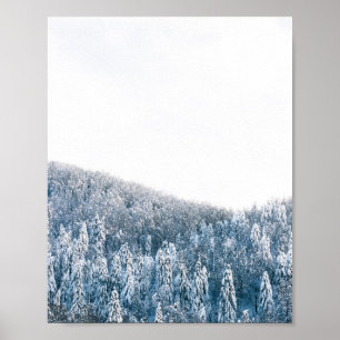 Schneebedeckter Fichtenwald Poster