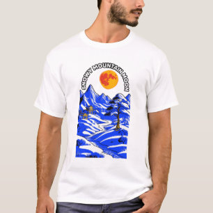 Schneebedeckter Mondberg Winteransicht T-Shirt