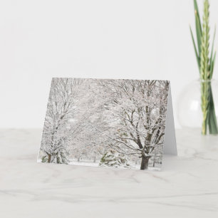 Schneebedeckter Winterwald Karte