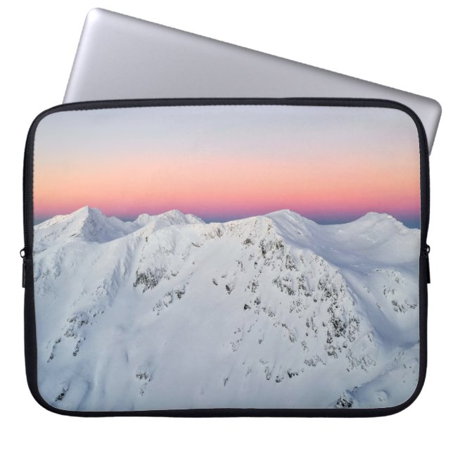 SCHNEEBERGE LAPTOPSCHUTZHÜLLE (Vorderseite)