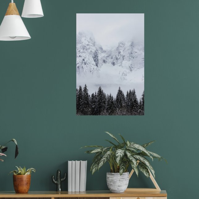 Schneeberge und Fichtenwald Poster (Wohnzimmer 1)