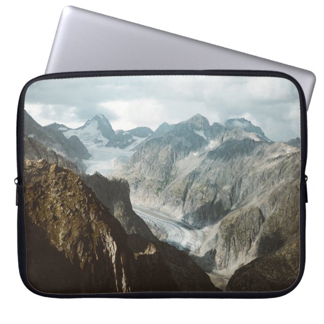 SCHNEEBERGE WÄHREND DES TAGES LAPTOPSCHUTZHÜLLE (Vorderseite)