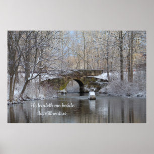 Schneebrücke Er führt mich neben dem Wasser Poster