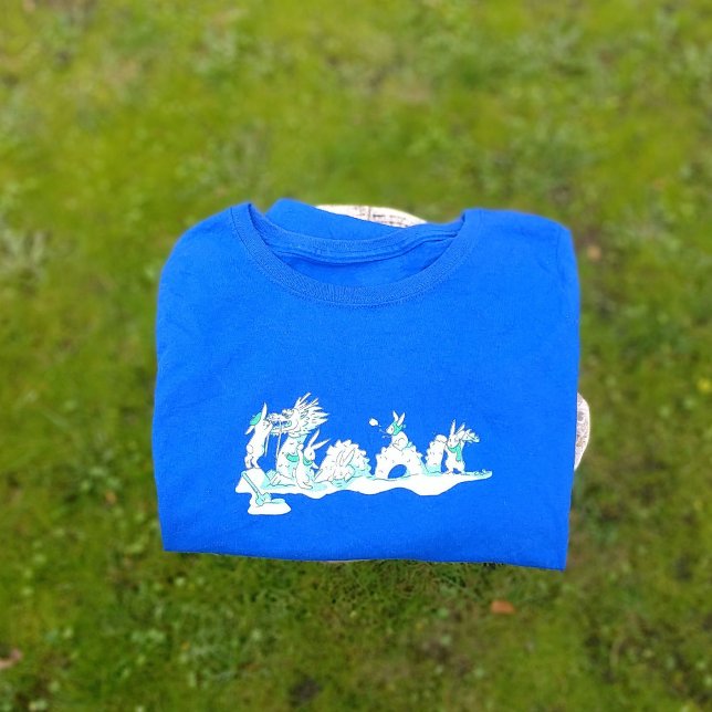 Schneedrache und Kaninchen-T - Shirt (Von Creator hochgeladen)