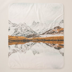 SCHNEEFELSBERG WÄHREND DER SCHNEE SHERPADECKE