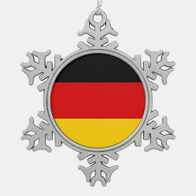 Schneeflocke mit deutscher Flagge Schneeflocken Zinn-Ornament (Vorderseite)