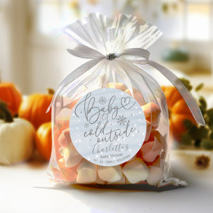 Schneeflocken Baby Es ist kalt Outside Boy Baby Du Runder Aufkleber