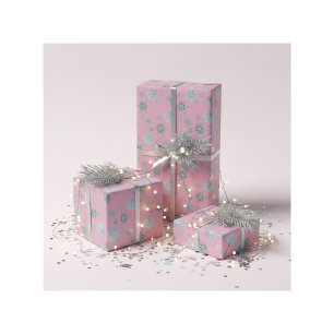 Schneeflocken in blassem Rosa Geschenkpapier