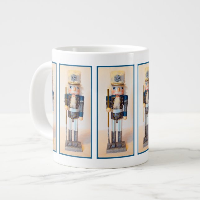 Schneeflocken Jumbo-Tasse (Vorderseite Links)