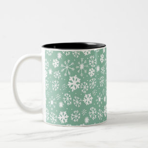 Schneeflocken mit Handzeichen und grünem Sherbert Zweifarbige Tasse