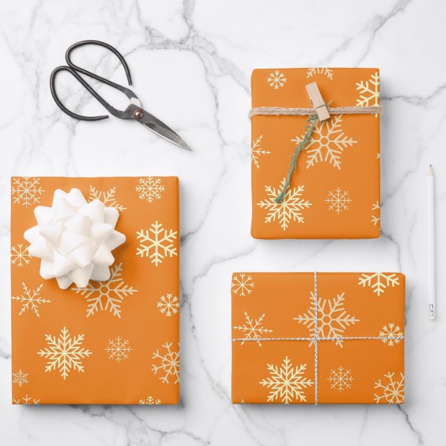 Schneeflocken Nahtloses Muster Orange Weihnachten Geschenkpapier Set (Vorderseite)