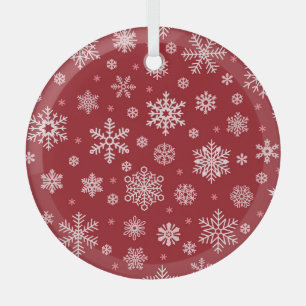 Schneeflocken, rote Dekoration, Weihnachtsmuster. Ornament Aus Glas