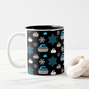 Schneeflocken und Curling Rocks Tasse