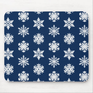 Schneeflocken von Ikat - Weiß und Dunkelblau Mousepad