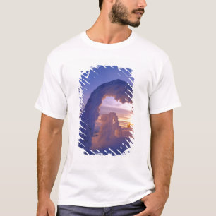Schneegeister im Whitefish Range von Montana T-Shirt