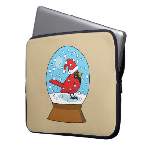 Schneeglobe mit Niedlichem rotem Kardinal Laptopschutzhülle