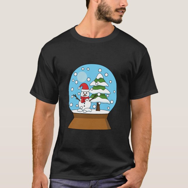 Schneeglobe mit Schneemann und Pine Tree T-Shirt (Vorderseite)