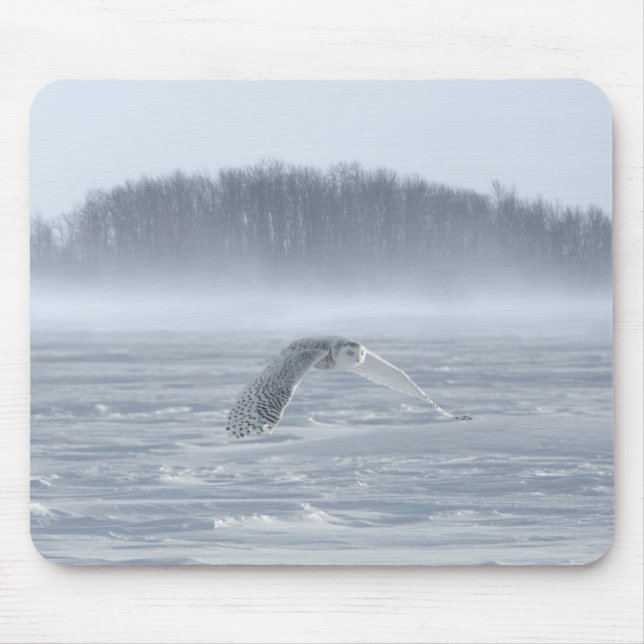 Schneehühner fliegen im Winter Mousepad (Vorne)