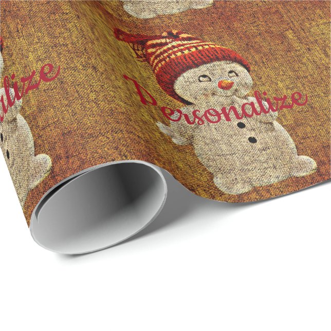 Schneemann im niedlichen rustikalen Winter Geschenkpapier (Rolleneckpunkt)