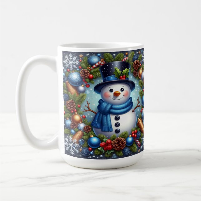 Schneemann mit Weihnachtsschmuck und Pinecones Kaffeetasse (Links)