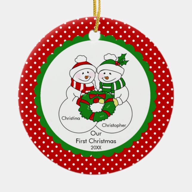 Schneemann-Paare unsere erste Weihnachtsverzierung Keramikornament (Vorne)