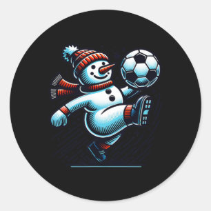 Schneemann tritt einen Fußball Runder Aufkleber