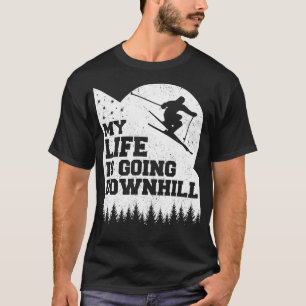 Schneeschuhwandern von hier aus Funny T-Shirt