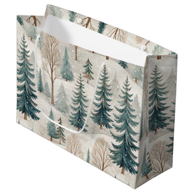 Schneewald-Muster – Friedliche Winterlandschaft Große Geschenktüte (Vorderseite Schrägansicht)