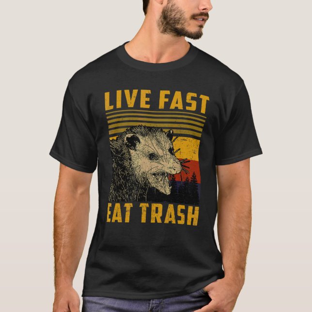 Schnelle Live-Mahlzeit Abfall Raccoon Camping oder T-Shirt (Vorderseite)