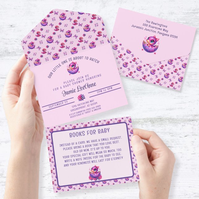 Schnelle Schläge Baby Pink Dinosaur Baby Dusche All In One Einladung ("Hatching Soon" Pink Baby Dinosaur All In One Baby Shower Invitation and Books for Baby)