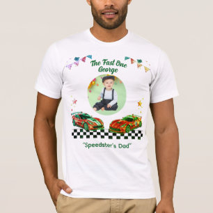 Schneller Eins Roter und Schwarzer Rennwagen Speed T-Shirt