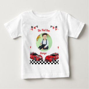 Schnelles rotes und schwarzes Rennauto Kinder Foto Baby T-shirt