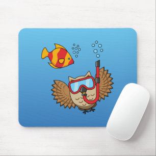 Schnorchelmaske und tropische Fische Mousepad