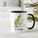 Schnürsenkel | Funny Neust Coffee Tasse<br><div class="desc">Beginnen Sie Ihren Tag mit einer Grinchy-Drehung mit dieser Tasse "Need Coffee". Dieses humorvolle Design mit dem ikonischen Grinch von How the Grinch Stole Weihnachten ist perfekt für jeden, der seinen Tag ohne eine Tasse Kaffee nicht beginnen kann. Egal, ob Sie eine heiße Brise genießen oder sich in heißen Kakao...</div>