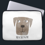 Schokolade Labrador Retriever Dog Personalisiert Laptopschutzhülle<br><div class="desc">Ein lustiger Schokolade Labrador Retriever Hund zum Lächeln. Ändern oder entfernen Sie den Namen,  der angepasst werden soll. Originelle Kunst von Nic Squirrell.</div>