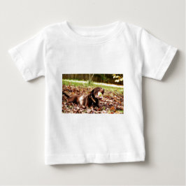 Schokolade-Labrador-Spiel mit Ball Baby T-shirt