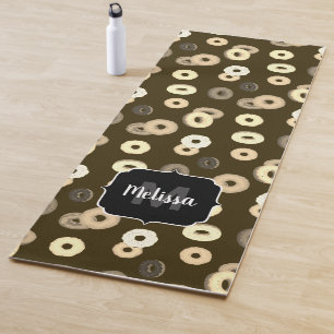 Schokolade Vanille Donuts Muster braun Monogramm Yogamatte
