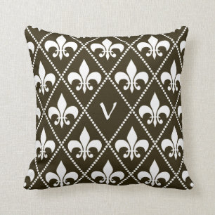 Schokoladen-Lilie mit Monogramminitiale Kissen