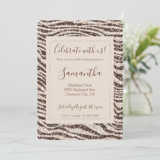Schokoladenbraun Creme Blush Zebra Glitzer Einladung (Stehend Vorderseite)