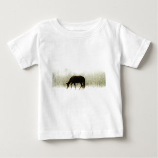 Schokoladenbrose im Nebel Baby T-shirt