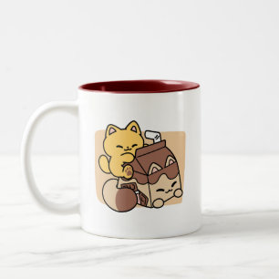 Schokoladenmilch-Trinken im Glück – Kawaii-Katzenf Zweifarbige Tasse