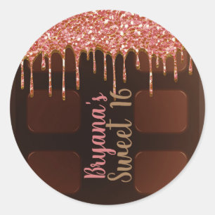 Schokoladenriegel mit rosa Glitter-Drip Sweet 16 Runder Aufkleber